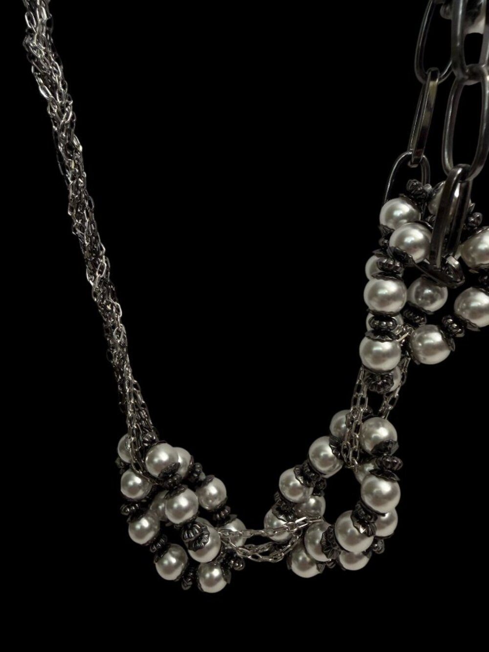 Talbots Asymmetrical Beaded Statement Necklace Chain-Link Faux Pearl Accents 28" - Picture 7 of 8